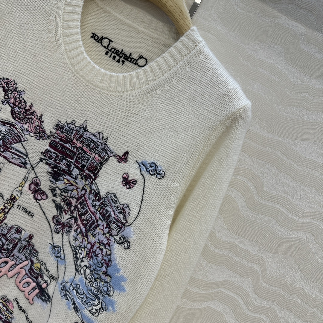 高端原单品质🖤MissD春夏新品souvenir城市限定系列，上海的外滩披上夕阳🌇印花图案刺绣羊绒毛衣！