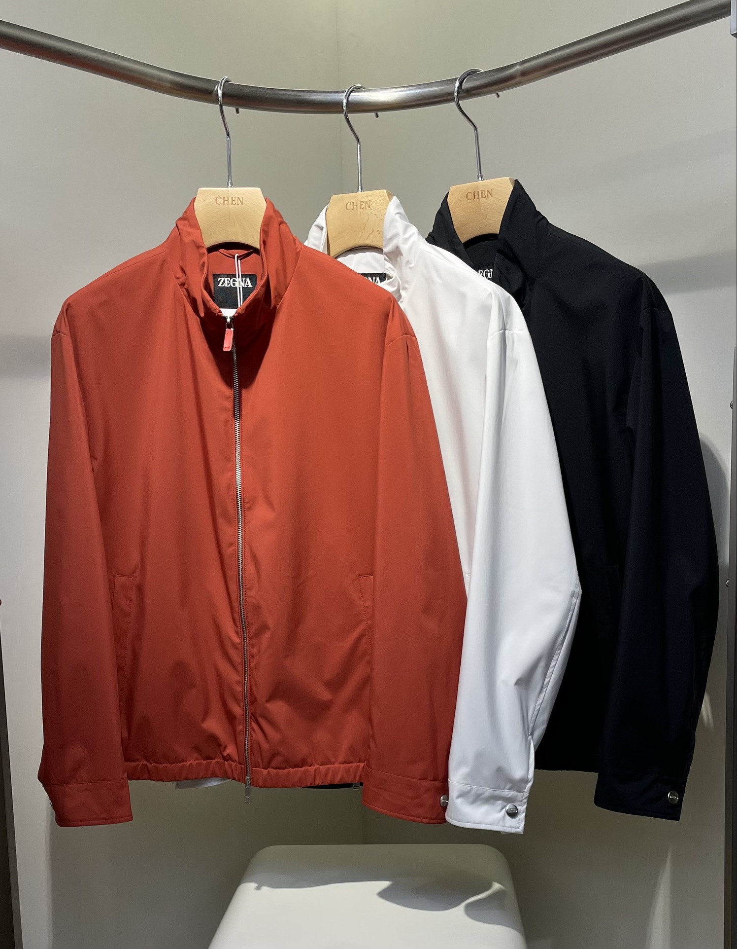 NO:599984,Zegna*New New early autumn new jacket Color Orange Black White Size 48-56 (M-3XL),,jackets & coats,alexander wang19860909Zegna*New New早秋新款夹克 颜色 桔 黑 白 码数 48-56（M-3XL）,,jackets & coats,alexander wang,Men's clothing