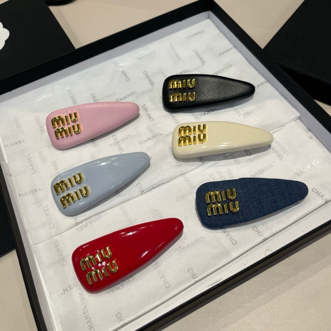 NO:368870,(Single) Miumiu Miu new hairband hairpins, hairpins, miumiu, hairpins19860909（单个） miumiu缪缪新款发箍发夹,发夹,miumiu,hairpins,accessory