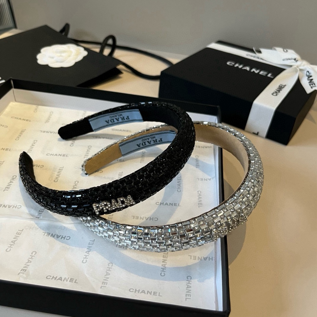 🆕

PRADA普拉达发箍