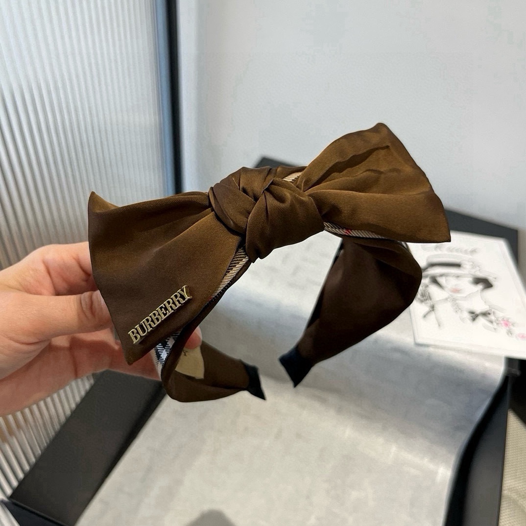 🆕

Burberry巴宝莉格子发箍