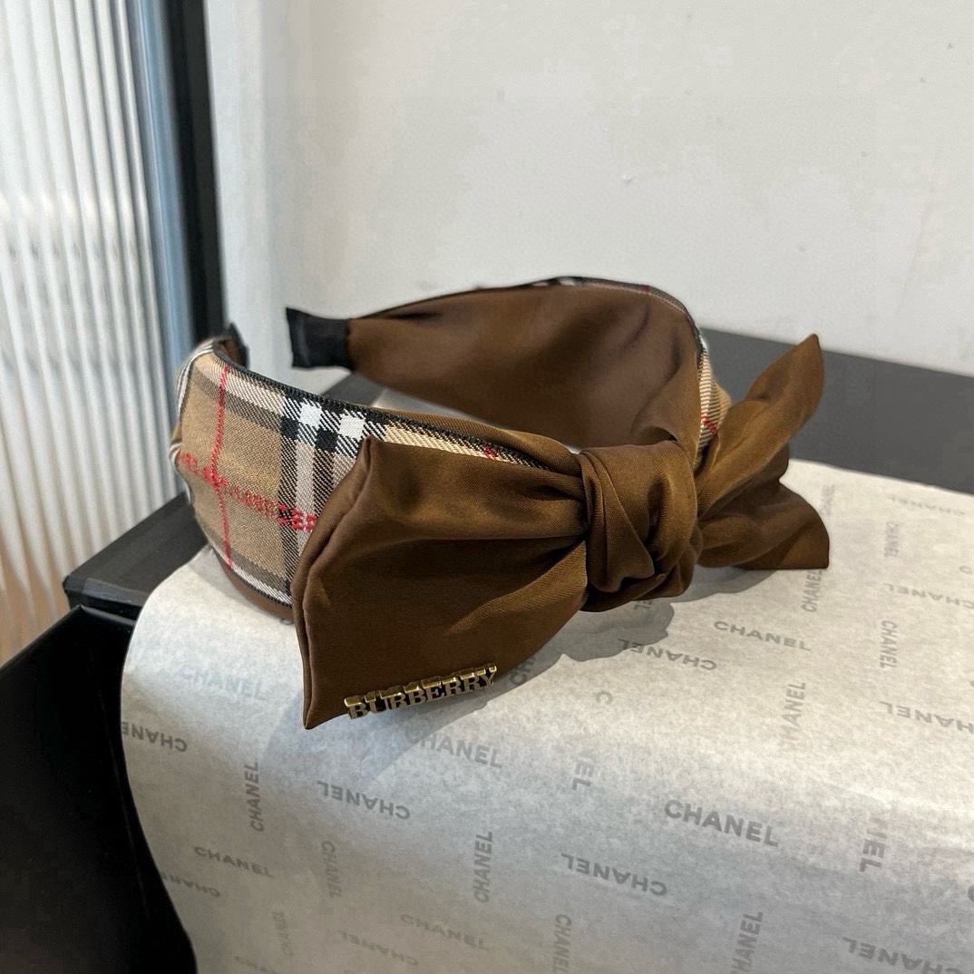 🆕

Burberry巴宝莉格子发箍