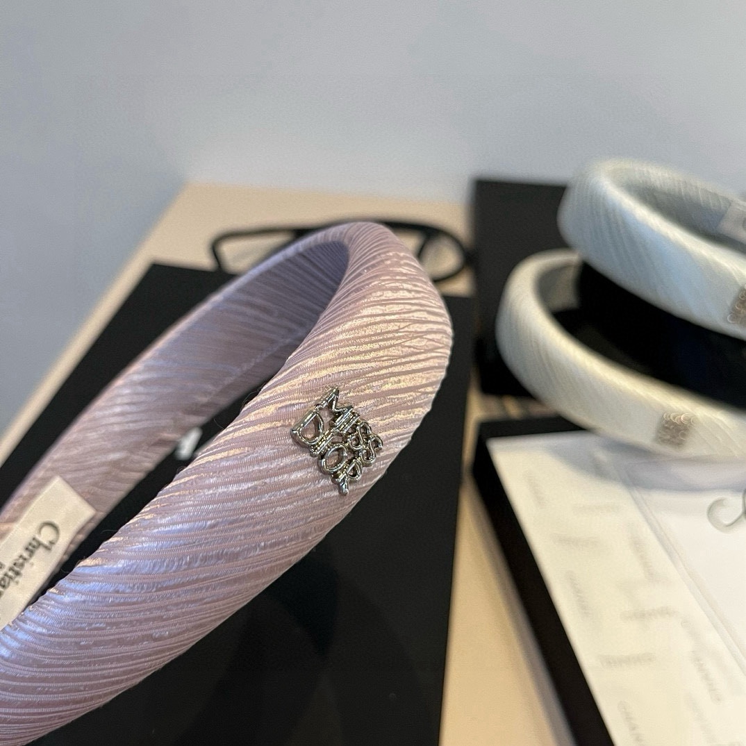 🆕
Dior迪奥新款发箍