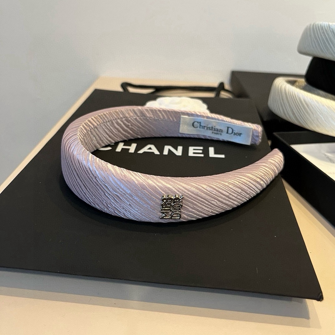 🆕
Dior迪奥新款发箍