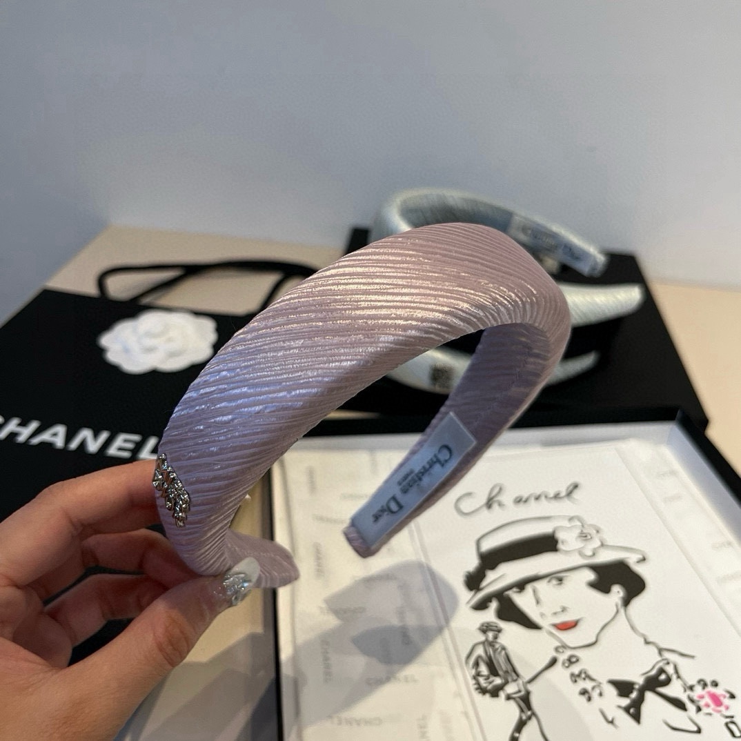 🆕
Dior迪奥新款发箍