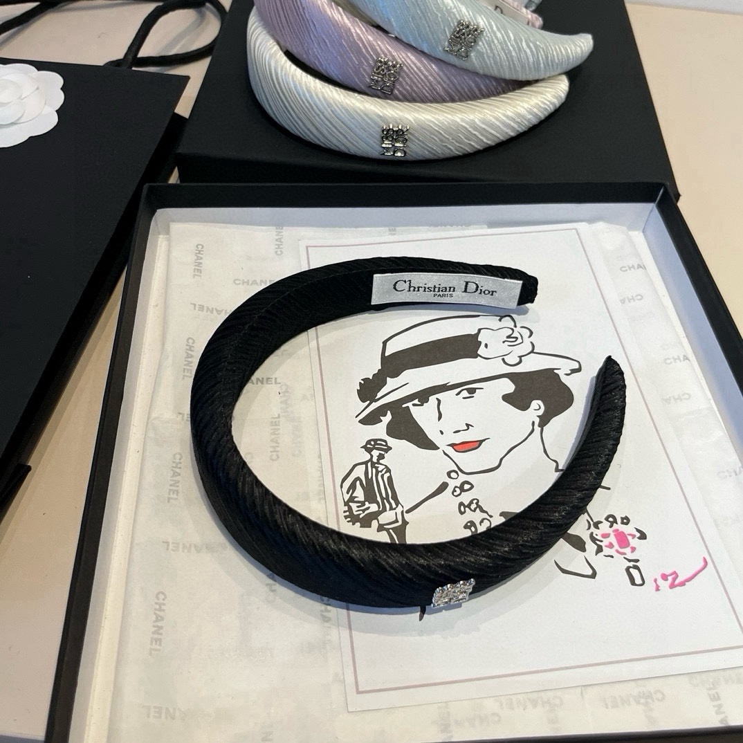 🆕

Dior迪奥新款发箍