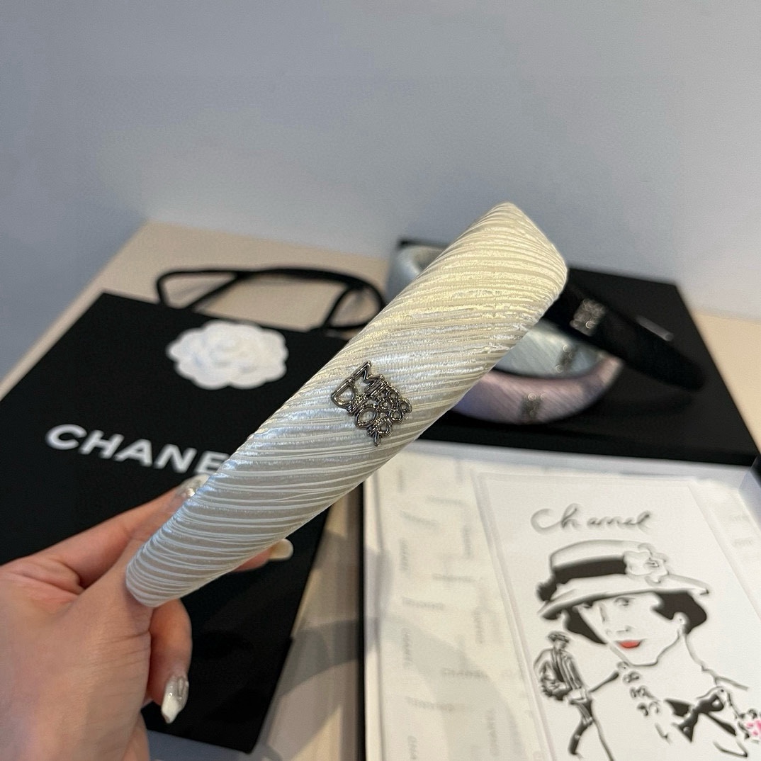 🆕
Dior迪奥新款发箍