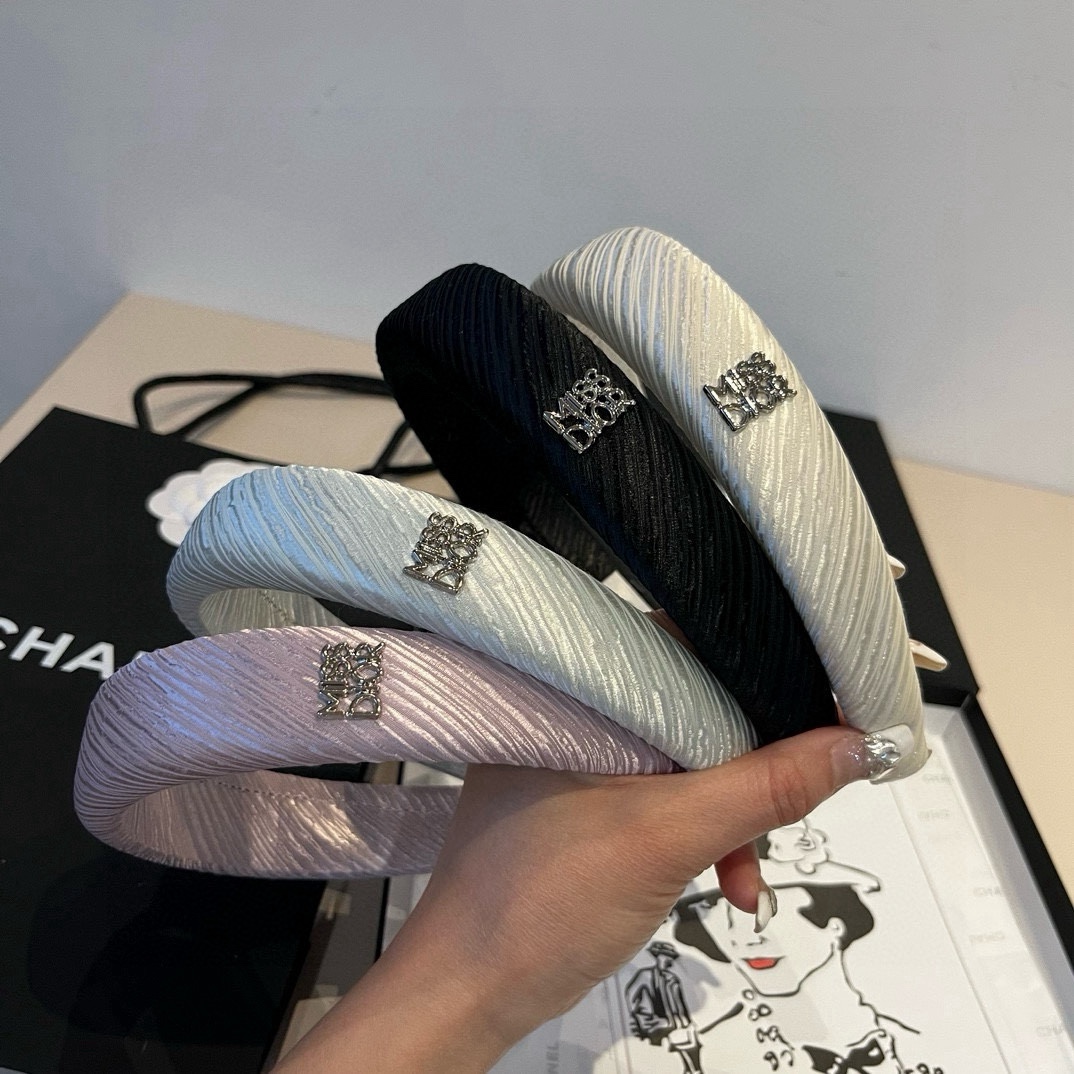 🆕
Dior迪奥新款发箍