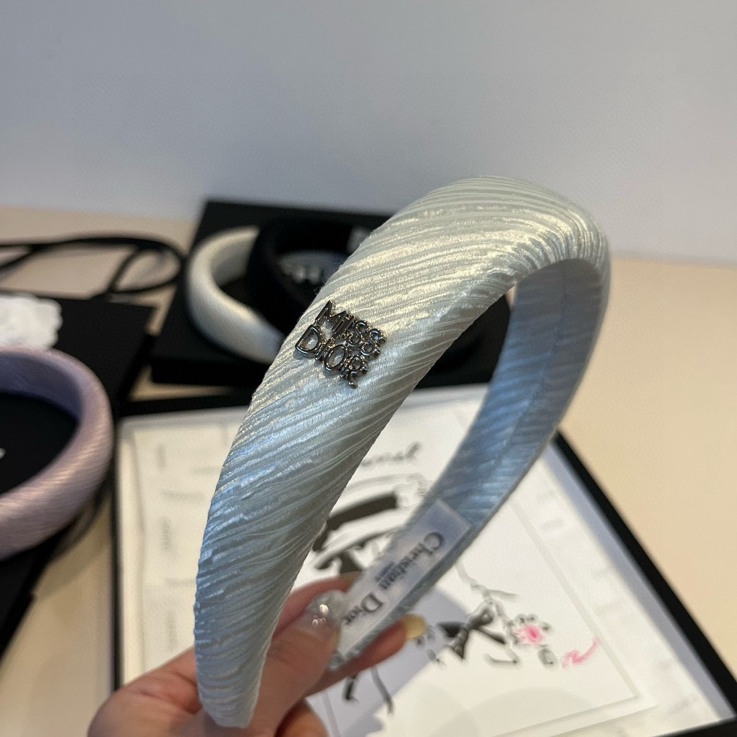 🆕
Dior迪奥新款发箍