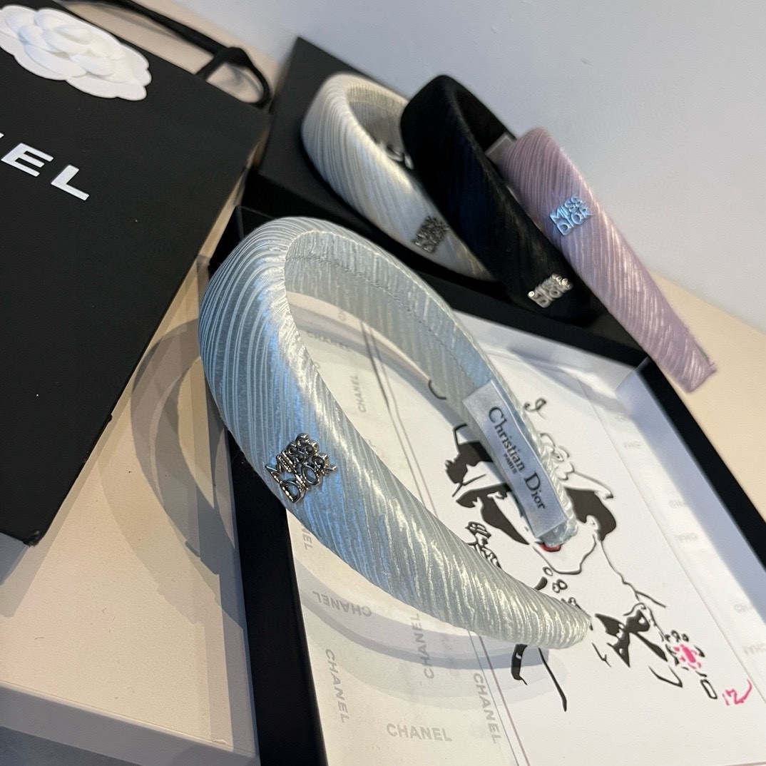 🆕
Dior迪奥新款发箍