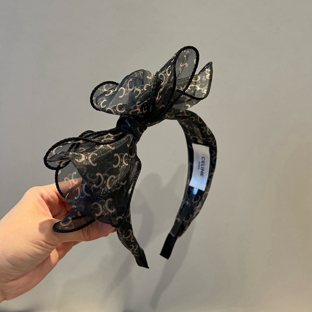 🆕
Celine赛琳蝴蝶结发箍