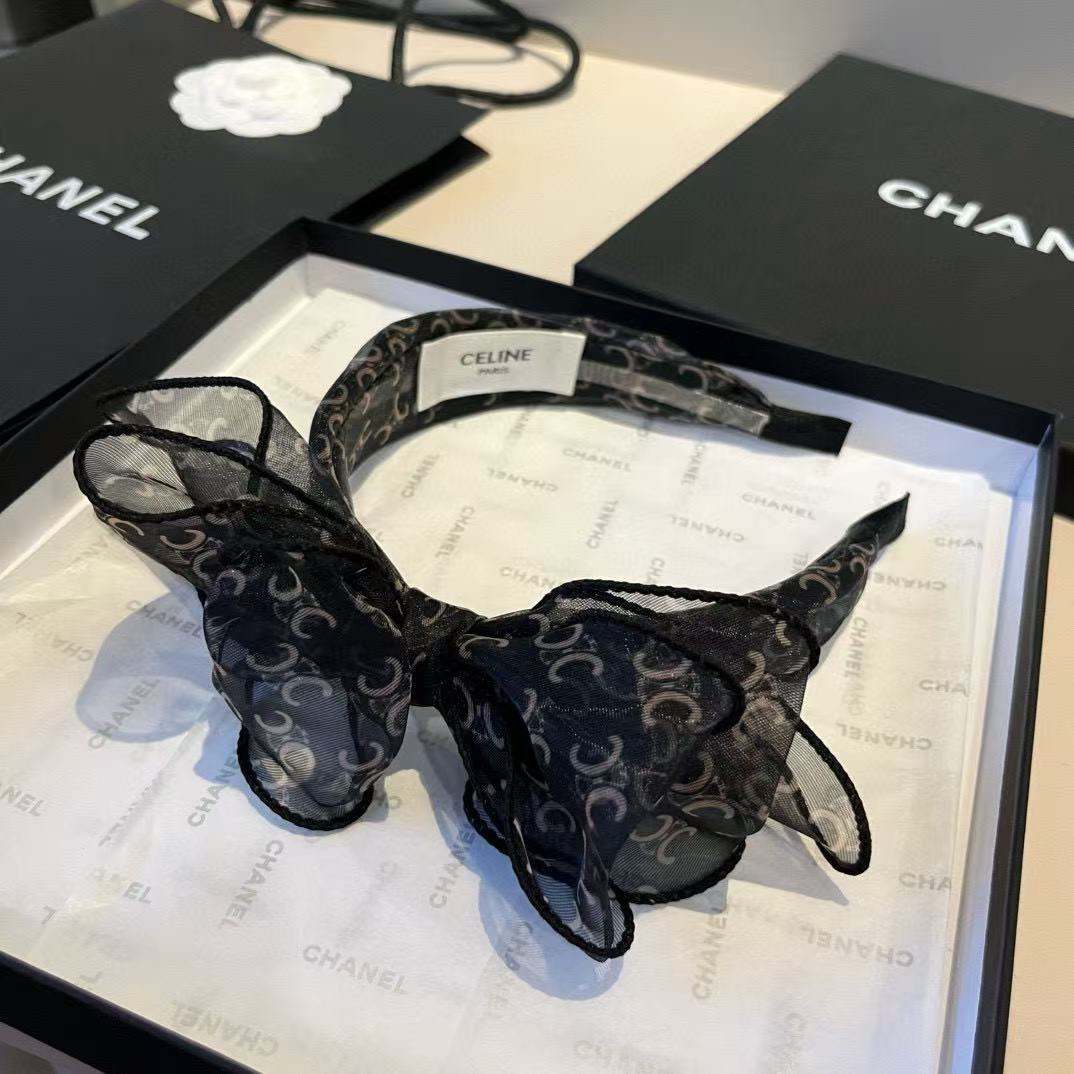 🆕
Celine赛琳蝴蝶结发箍