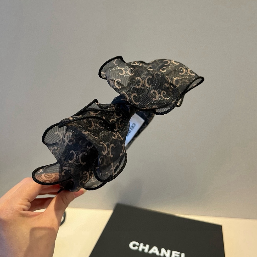 🆕
Celine赛琳蝴蝶结发箍