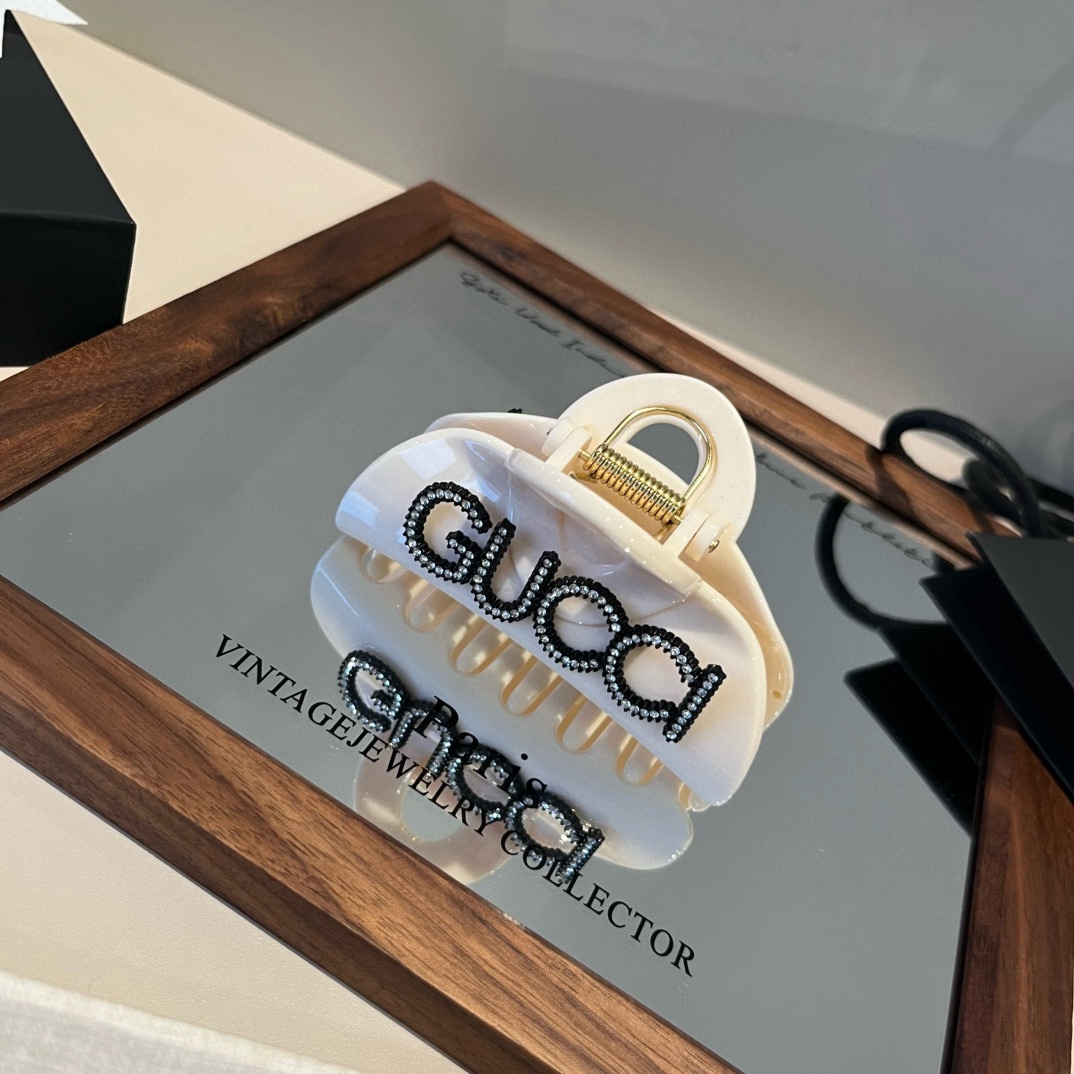 🆕

Gucci古奇新款发夹