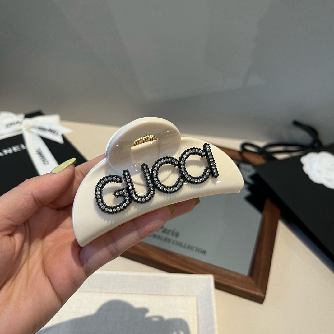 🆕

Gucci古奇新款发夹