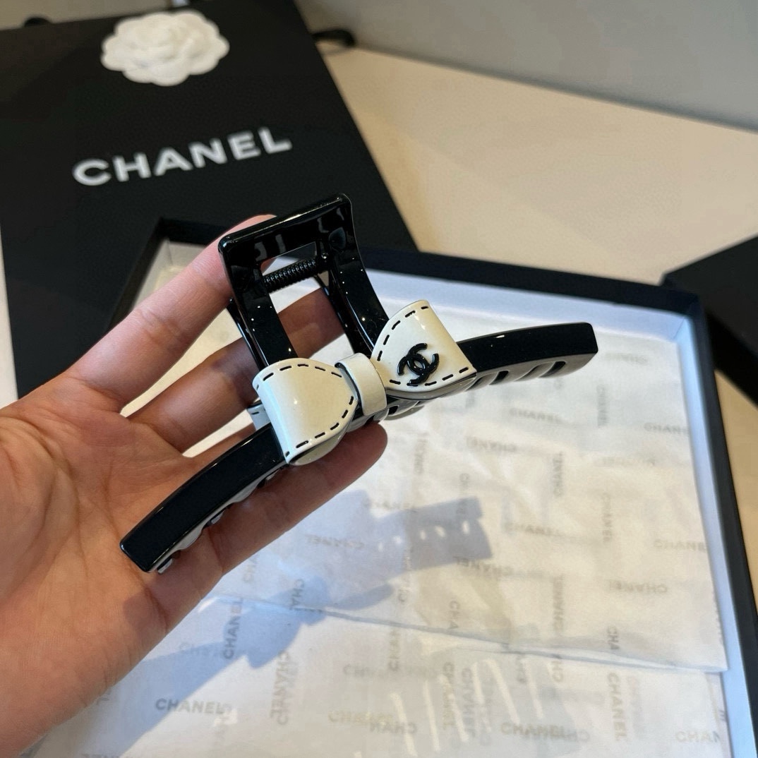 🆕
Chanel香奈儿发夹