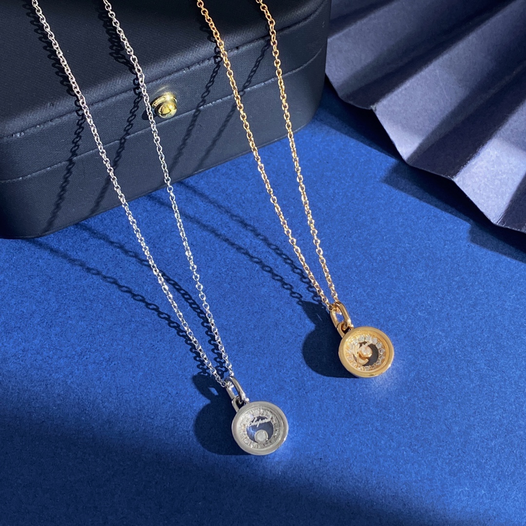  XB94 65 68
萧邦ChoPard时尚ins百搭圆形内镶钻灵动单钻几何吊坠项链 黄铜材质 2个色