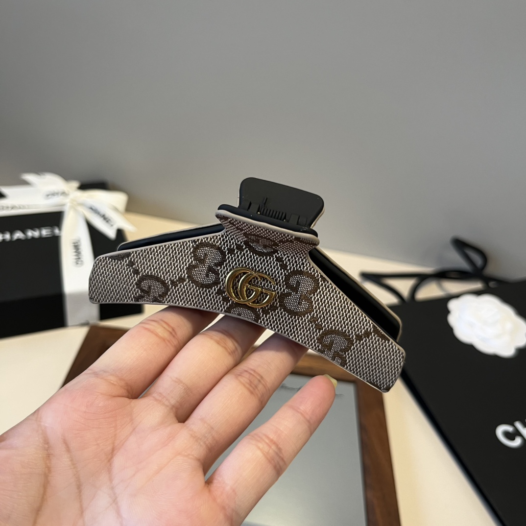 🆕

Gucci古奇新款发夹