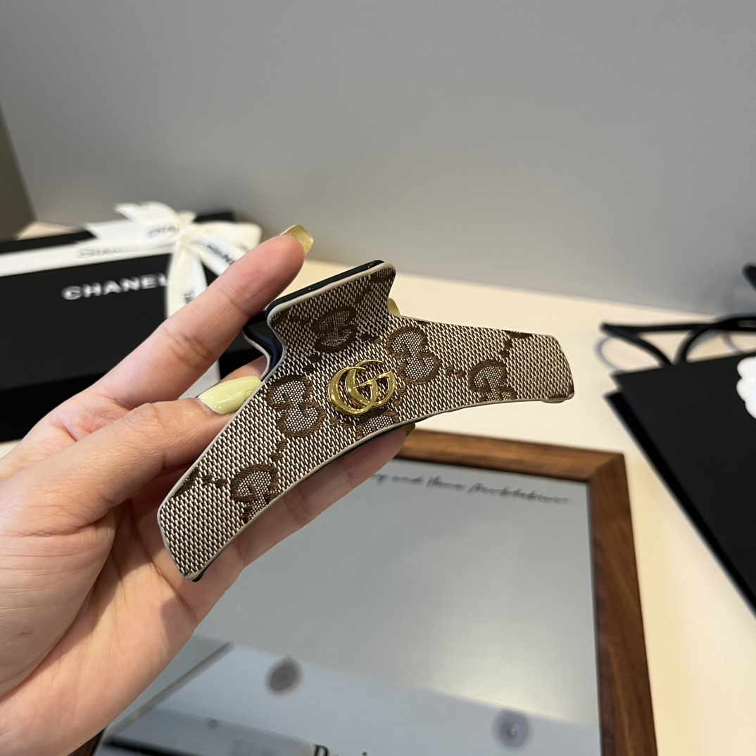 🆕

Gucci古奇新款发夹