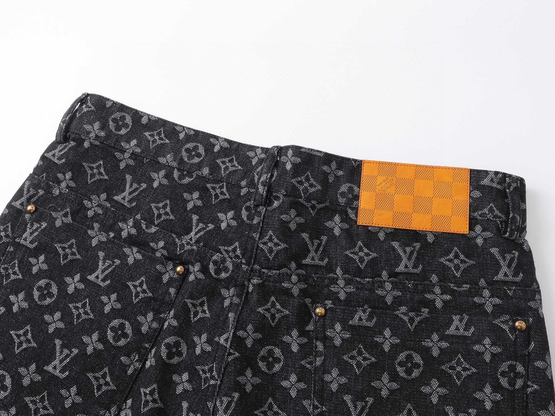 路易威登/Louis Vuitton 夏季新款 老花提花休闲短裤 五分牛仔裤黑色