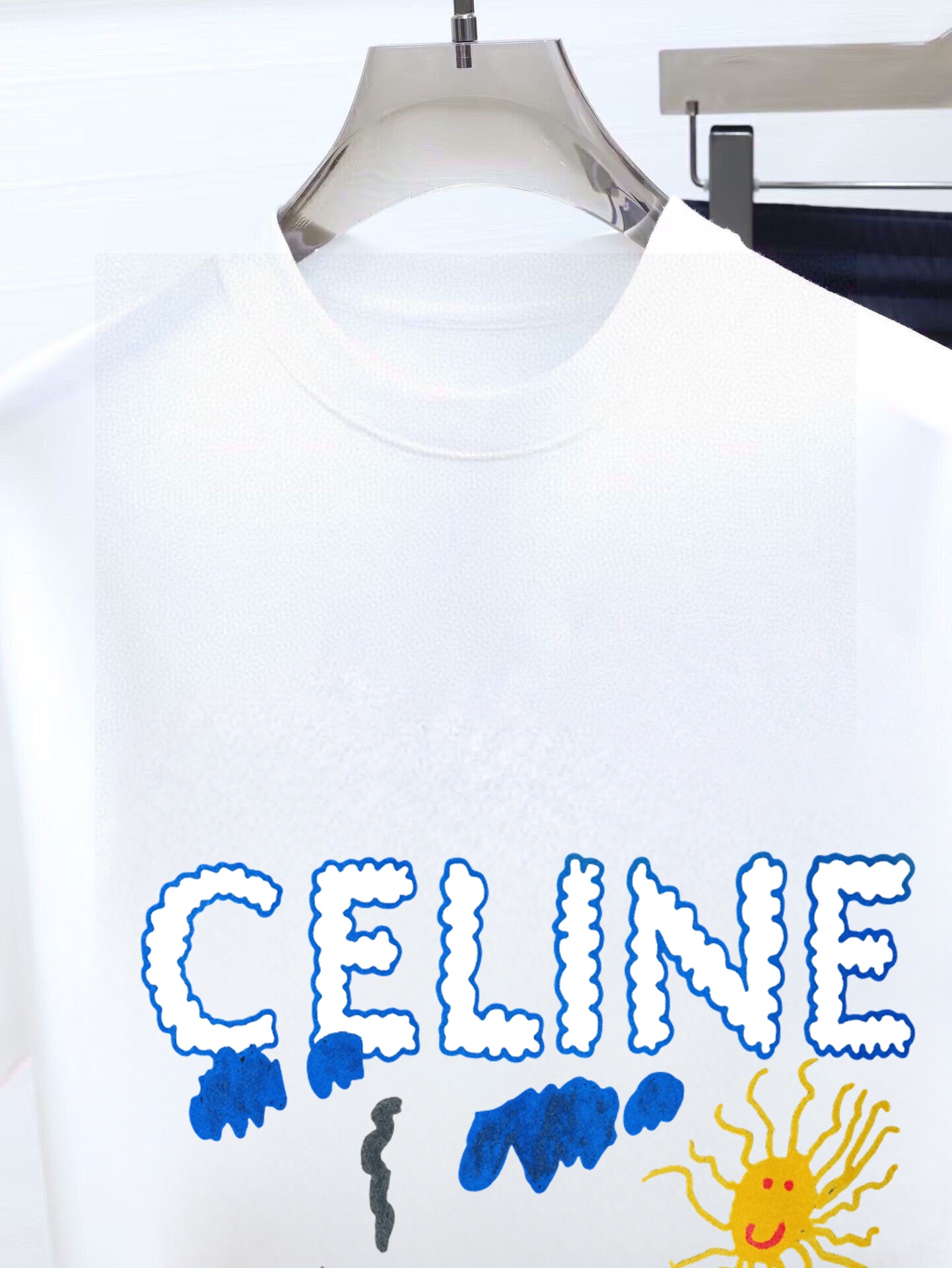 Celine 品牌【CELINE赛琳】 2025新款男士短袖短裤套装 销售 市面高端版本 手感细腻柔软 让你穿着更加舒适 立体裁剪版型超赞 尺码:M-5XL下单请报身高体重