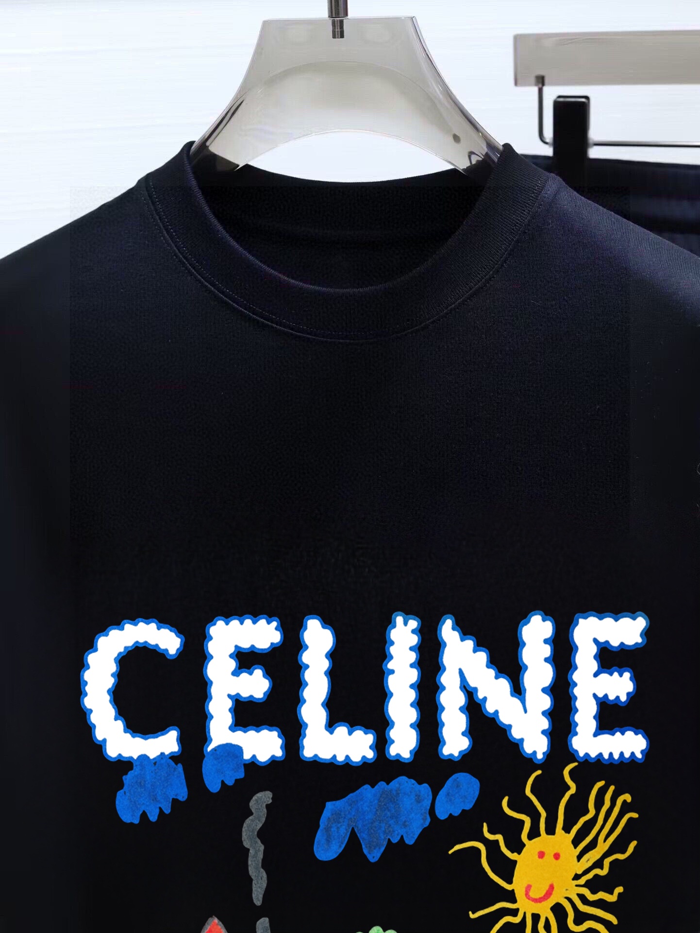 Celine 品牌【CELINE赛琳】 2025新款男士短袖短裤套装 销售 市面高端版本 手感细腻柔软 让你穿着更加舒适 立体裁剪版型超赞 尺码:M-5XL下单请报身高体重
