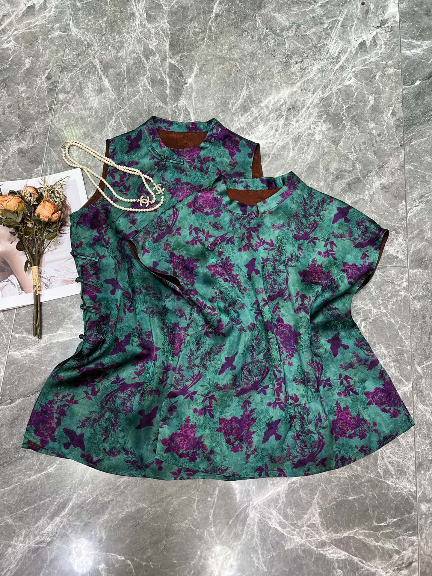 High-Quality Women’s Clothes and Fragrance: Supporting Exchange with Elegant Silk Rosary Packaging - 图片 5