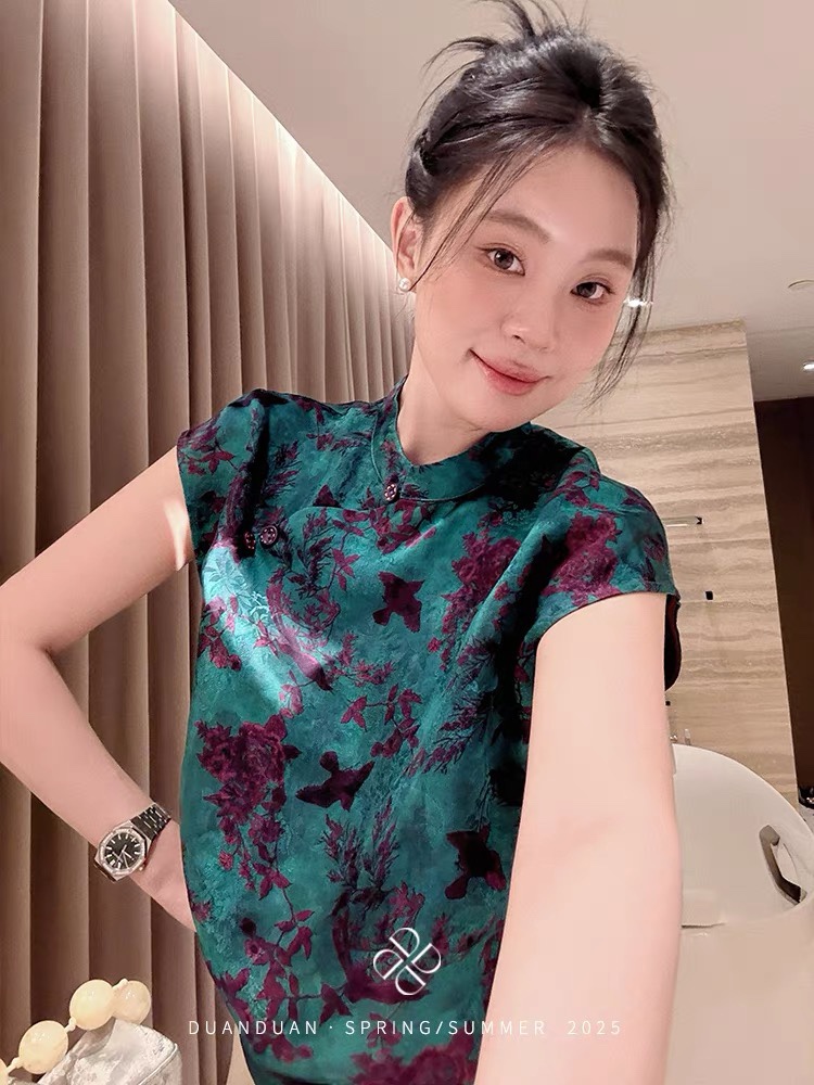 High-Quality Women’s Clothes and Fragrance: Supporting Exchange with Elegant Silk Rosary Packaging - 图片 3