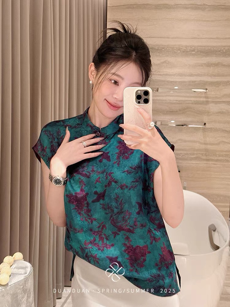 High-Quality Women’s Clothes and Fragrance: Supporting Exchange with Elegant Silk Rosary Packaging - 图片 2