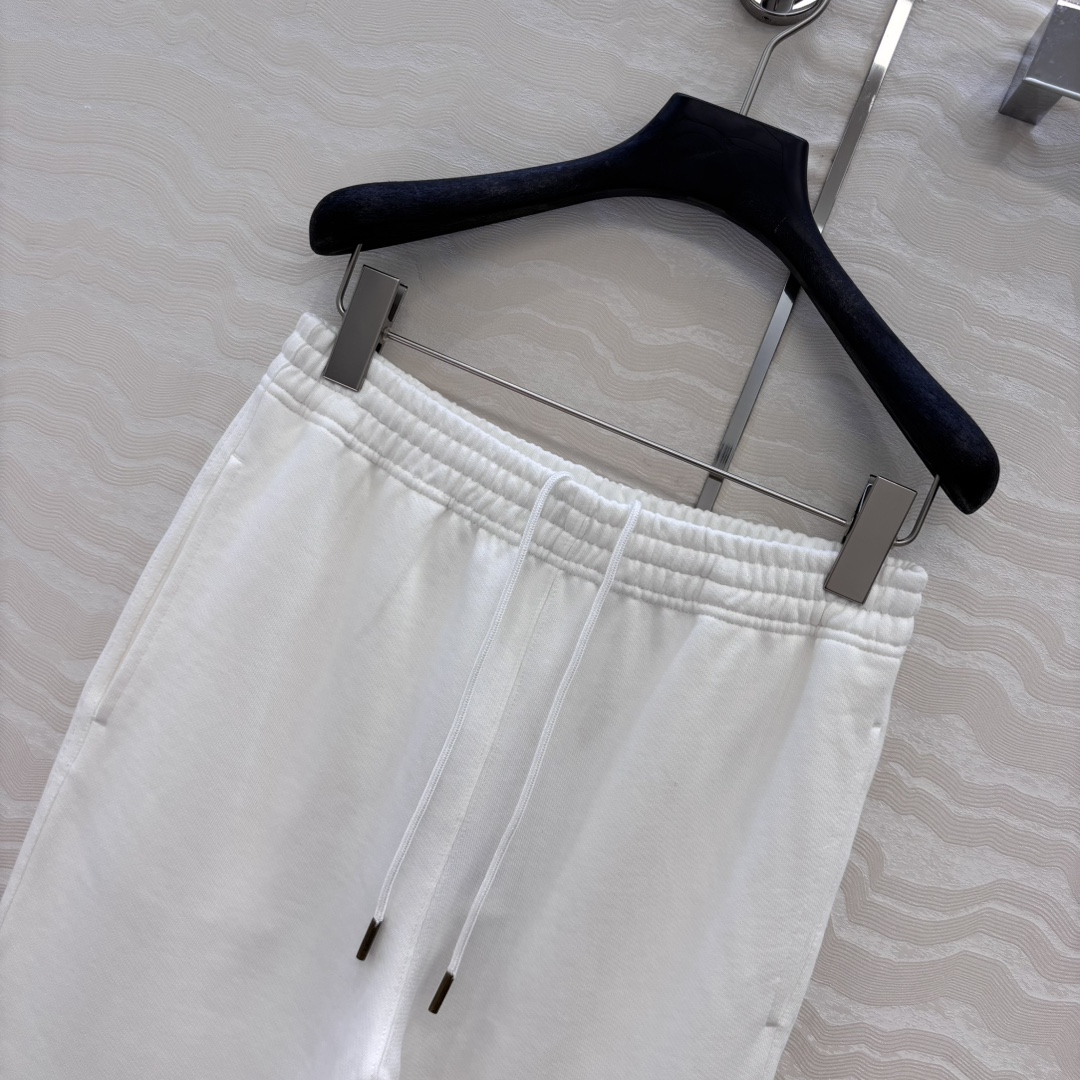 独家首发❤️爆单推荐！B家休闲穿搭！时髦风气质单品！十字绣工艺刺绣战马时髦休闲裤！可甜可盐气质减龄少女风