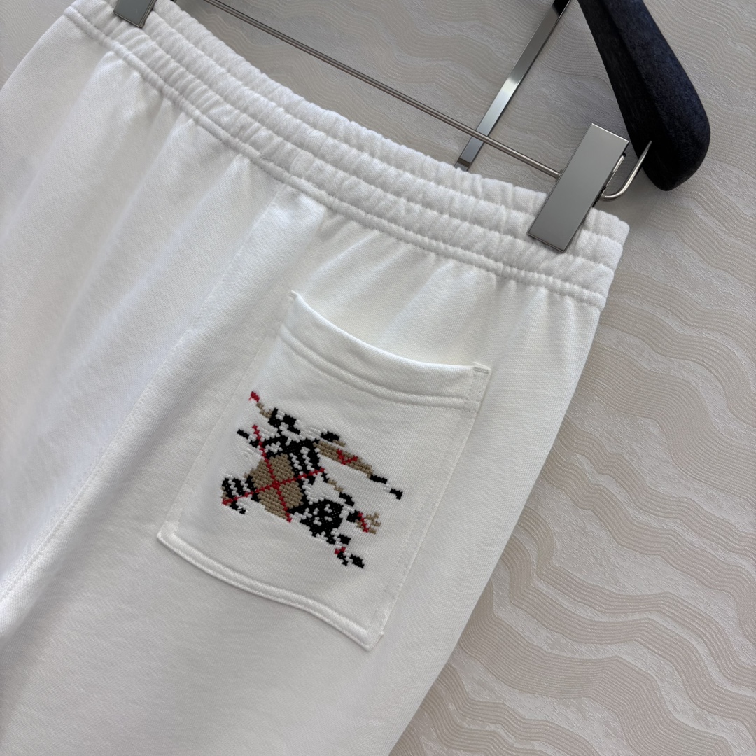 独家首发❤️爆单推荐！B家休闲穿搭！时髦风气质单品！十字绣工艺刺绣战马时髦休闲裤！可甜可盐气质减龄少女风