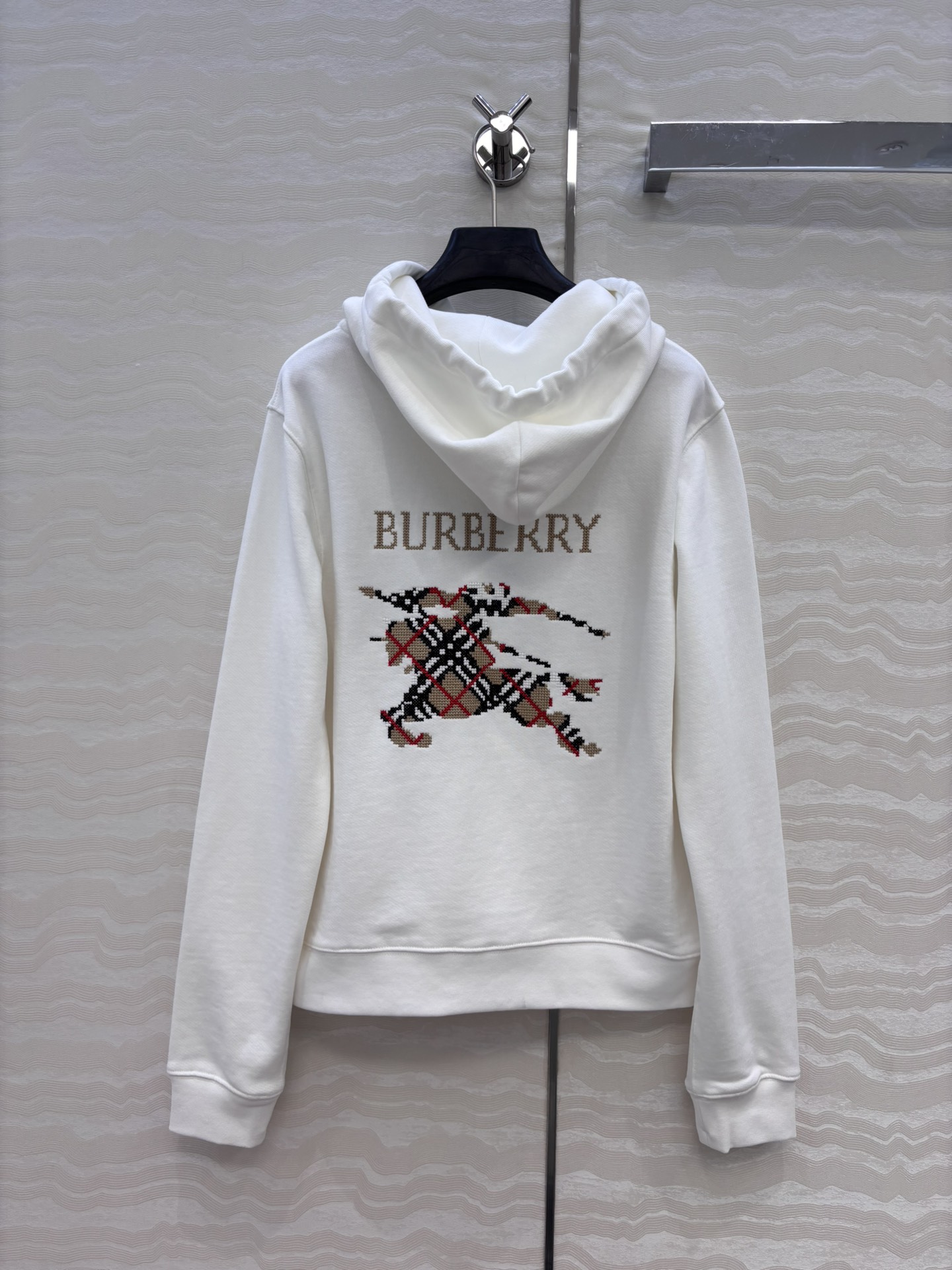 Fashionable Woman’s Suit with Wrapper: Cross-Embroidered Horse-Tiggered Vest – High-Quality Cotton Clothing - 图片 8