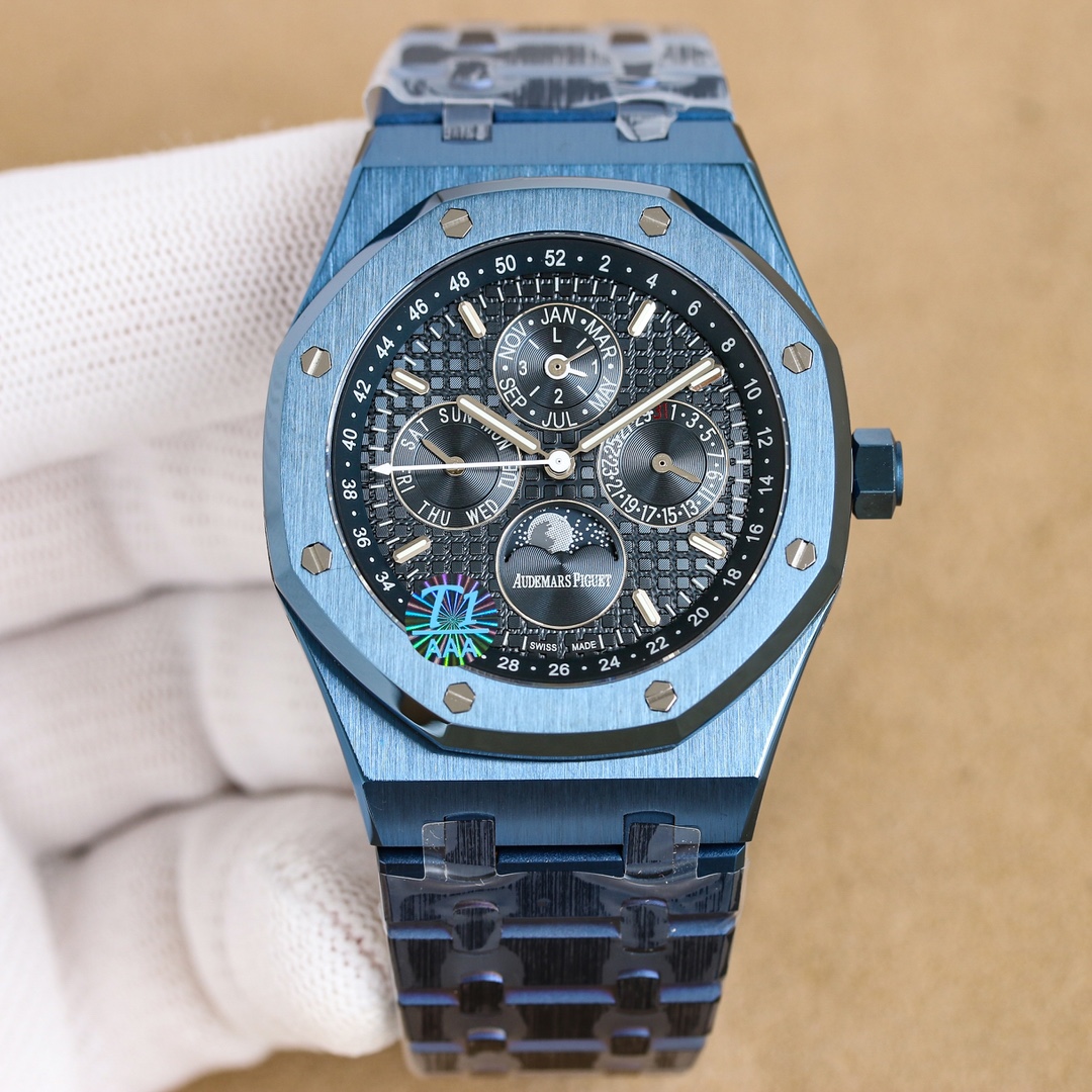 NO:339335,White brick/blue shell, black shell, steel belt/tape price. AP Audemars Piguet Royal Oak 26574ST series men's watch!  Perfect and personal experience!  1 diameter 41MM!  2Equipped with a customized version of Cal.5134 movement, perfect restoration function!  3 calendar, week, month, month and other functions are true and can be used normally. (Optional steel belt, tape, belt) The 3 case is made of 316L stainless steel material, the entire case is CNC high-precision processing, and the density is consistent with the original!  4 The overall literals are perfectly presented in the original color!  5-shell cover with a three-piece set of ring-parting mouth, shell and bottom cover, the overall angle perfectly reflects the wire drawing process, and the fusion of quality and beauty!  ,,audemars19860909白砖/蓝壳,黑壳 钢带/胶带同价. AP爱彼皇家橡树26574ST系列男士腕表！完美与个性的体验！ 1直径41MM！ 2搭载定制版Cal.5134机芯,完美还原功 能！ 3日历,星期,月份,月相等一切功能均为真功能可正常使用.（可选配钢带款,胶带款,皮带款） 3表壳采用316L精钢材质,整壳CNC高精准处理,密度与原装吻合！ 4字面整体按照原装颜色完美呈现！ 5壳套分圈口.壳.底盖三件套,整体角度完美体现拉丝工艺,品质与美的融合！,,audemars,Watch