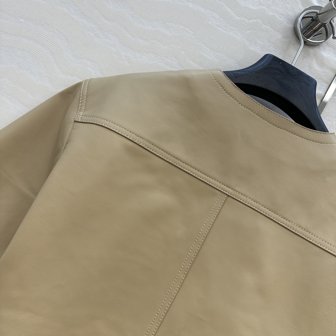 独家首发！高端原单❤️品质控衣橱必入！H顶级小羊皮，摩登复古短袖夹克小外套！顶级皮质超级细腻！极简主义立