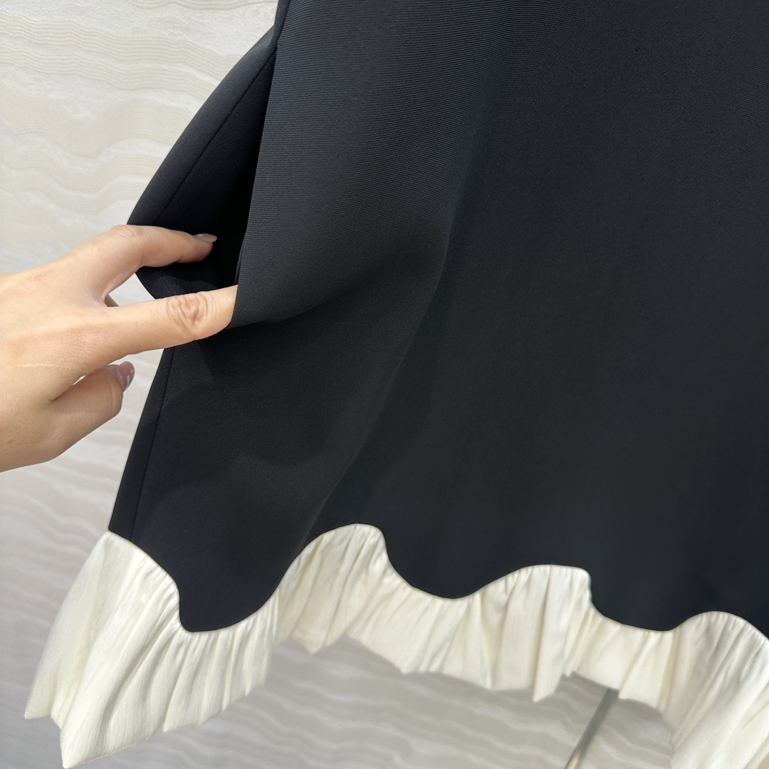 “High-Quality Row Wind Dress with Sarcasm Design and Luxurious Style” - 图片 6