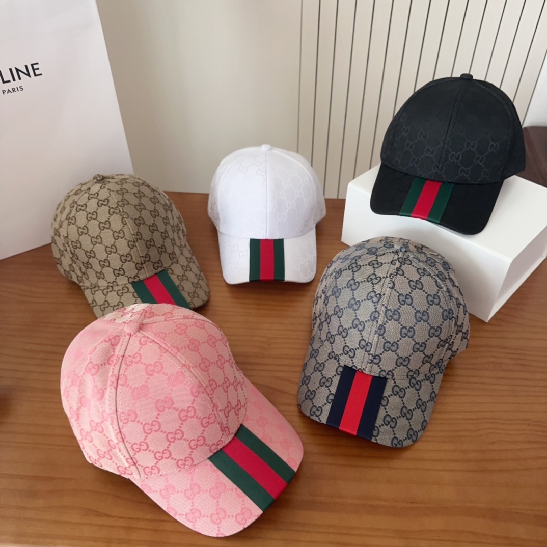GUCCI古奇 简约棒球帽，很潮！休闲运动款，经典制作，超级好搭衣服！