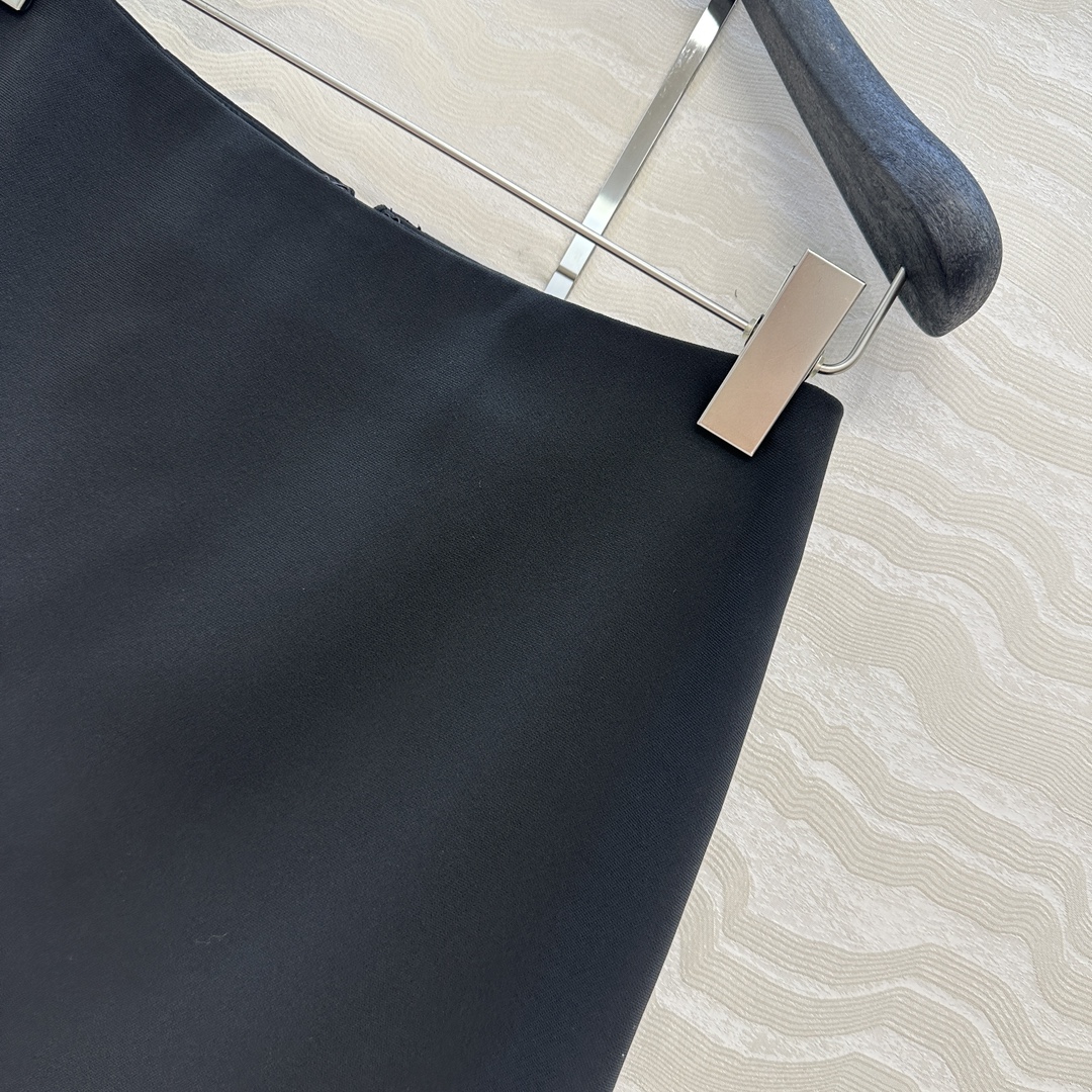Row Wind Women’s Suit: High Quality, Elegant Design, Customizable Bouquet Detail - 图片 4