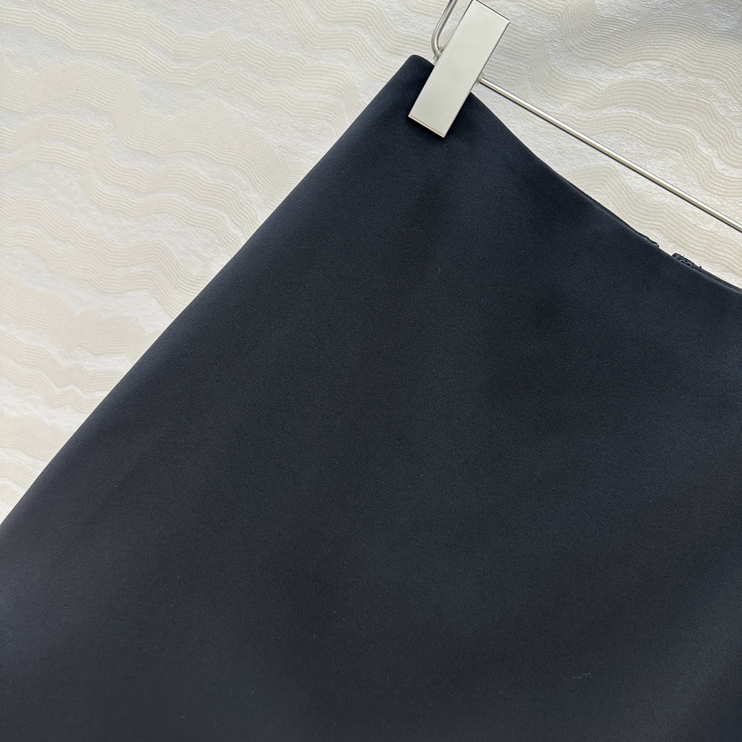 Row Wind Women’s Suit: High Quality, Elegant Design, Customizable Bouquet Detail - 图片 3