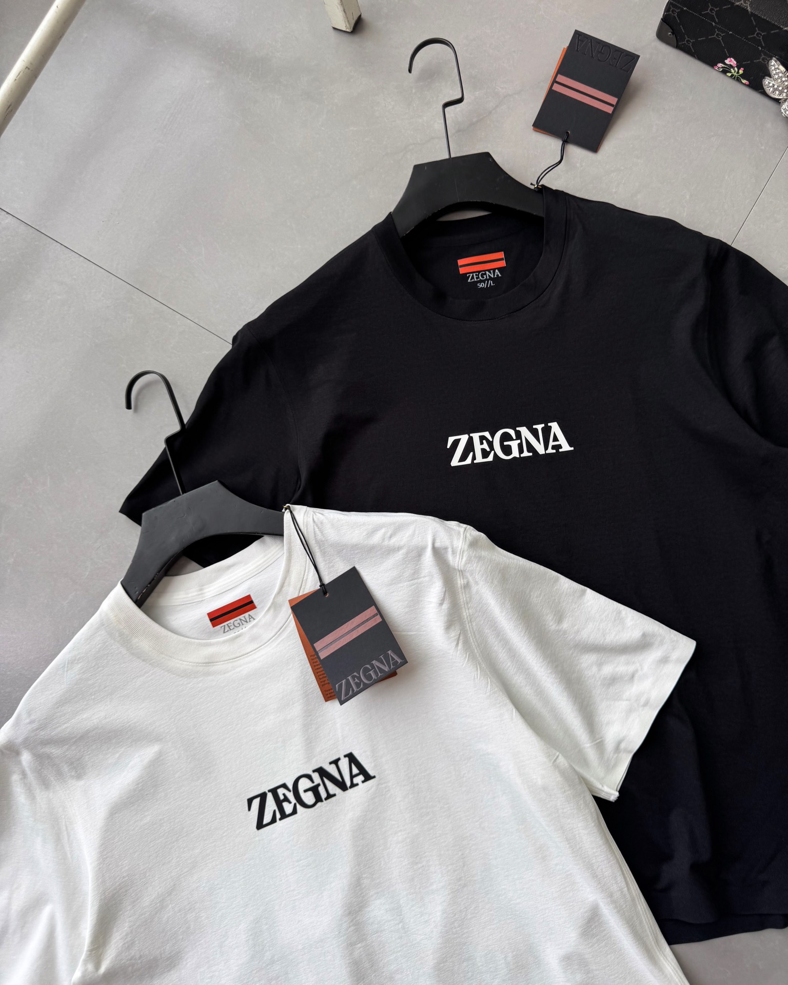 Alternative view of T-Shirt 02289