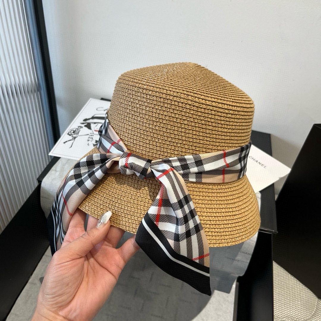 NO:358653,Burberry Burberry's new fisherman hat, sunshade hat, paired with BB grid ribbon, super big brand hat, straw hat, fisherman hat baseball hat, hat, burberry, burberry, espadrilles, hatsBurberry巴宝莉新款渔夫帽,遮阳草帽,搭配BB格丝带,超级大牌范帽子草帽渔夫帽棒球帽,帽子,burberry,burberry,espadrilles,hats,hat