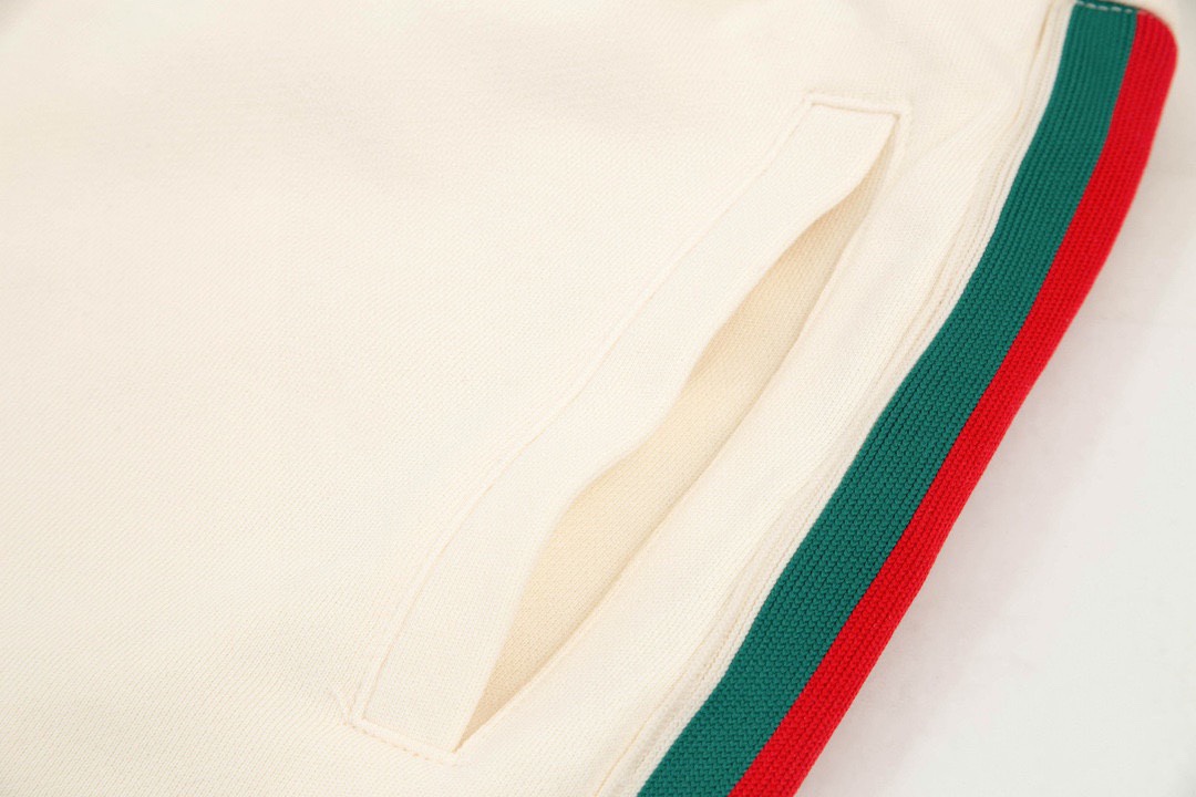 古驰/Gucci 夏季新款 侧边红绿条织带休闲短裤 杏色