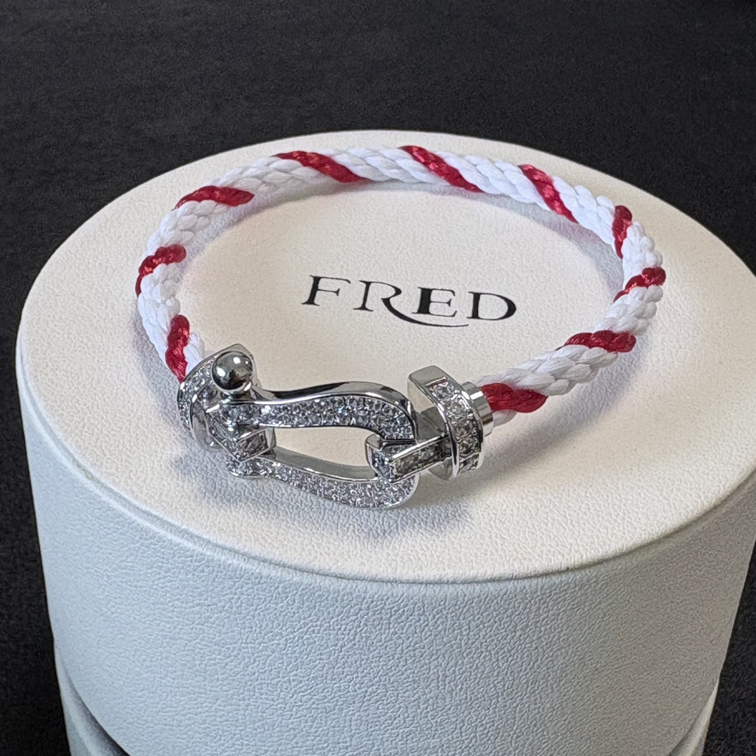 Luxury Tri-Colored Bracelet Collection with 18K Gold Plating and Fluorescent Nylon – Fashion Statement - 图片 2