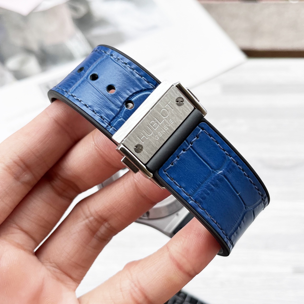 BIG BANG Series: Malaysian Duct Tape Luxury Watch with Carbon Fiber Body - 图片 9