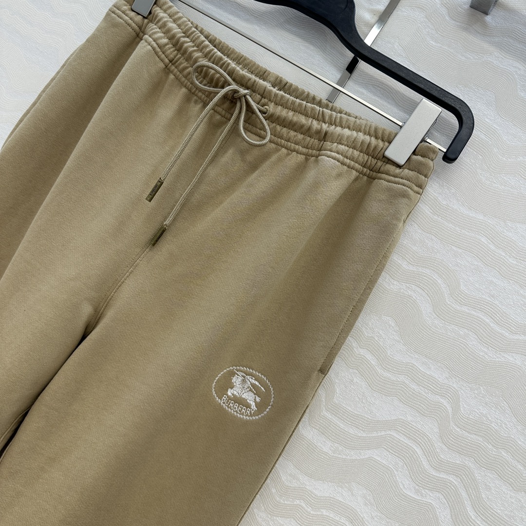 独家首发❤️爆单推荐！B家休闲穿搭！时髦风气质单品！立体刺绣战马时髦休闲裤！可甜可盐气质减龄少女风，松紧