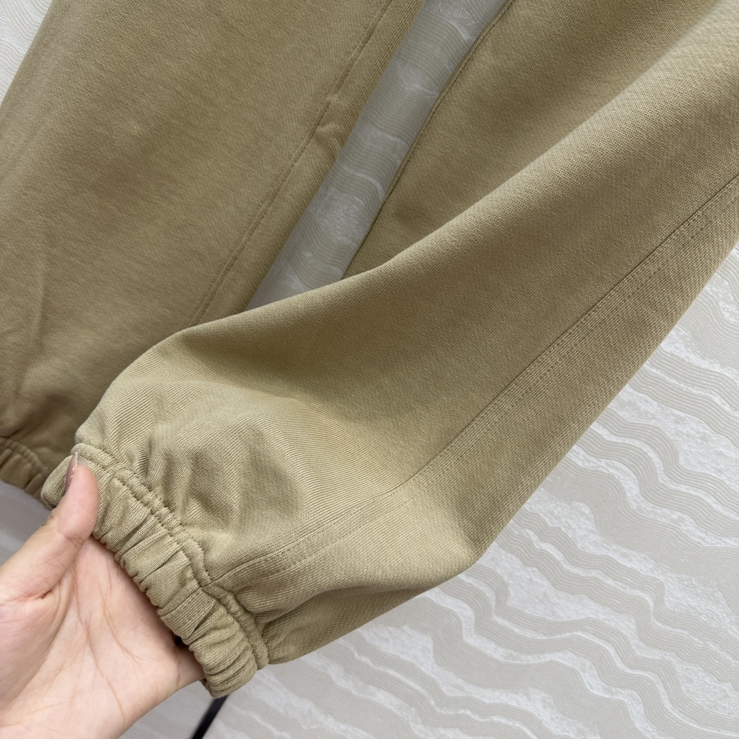 独家首发❤️爆单推荐！B家休闲穿搭！时髦风气质单品！立体刺绣战马时髦休闲裤！可甜可盐气质减龄少女风，松紧