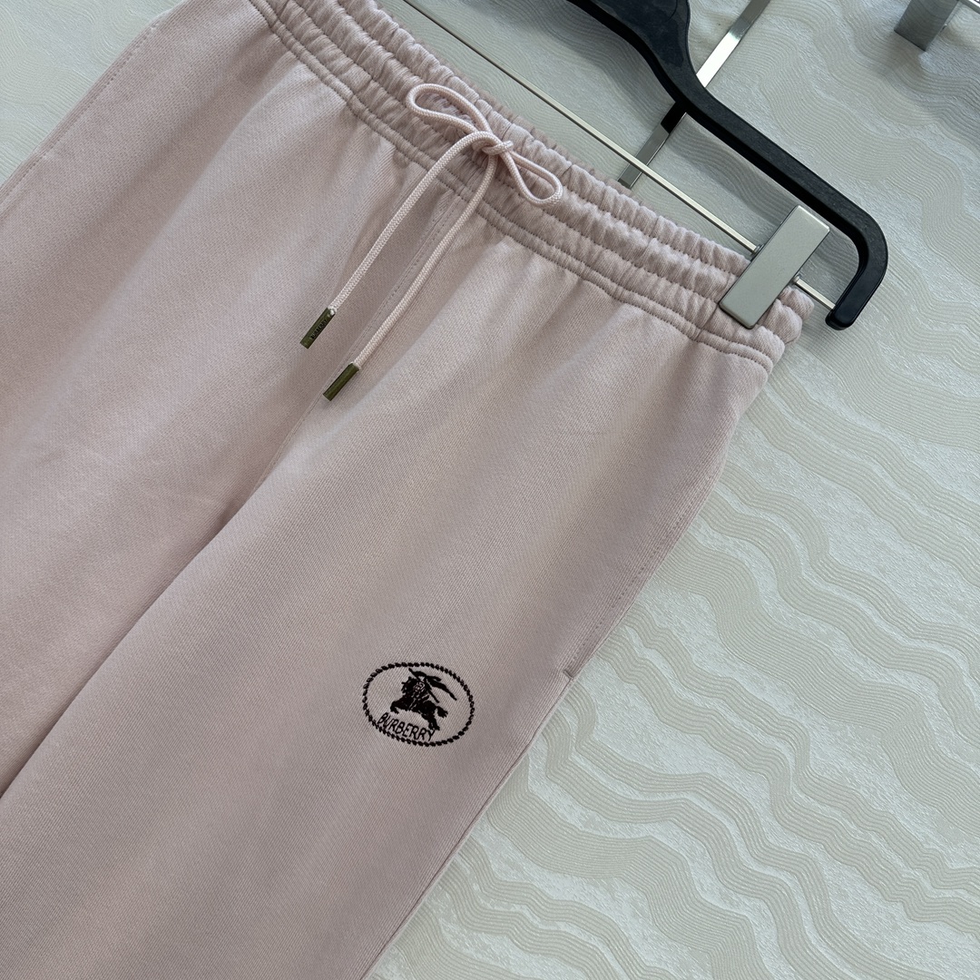 独家首发❤️爆单推荐！B家休闲穿搭！时髦风气质单品！立体刺绣战马时髦休闲裤！可甜可盐气质减龄少女风，松紧