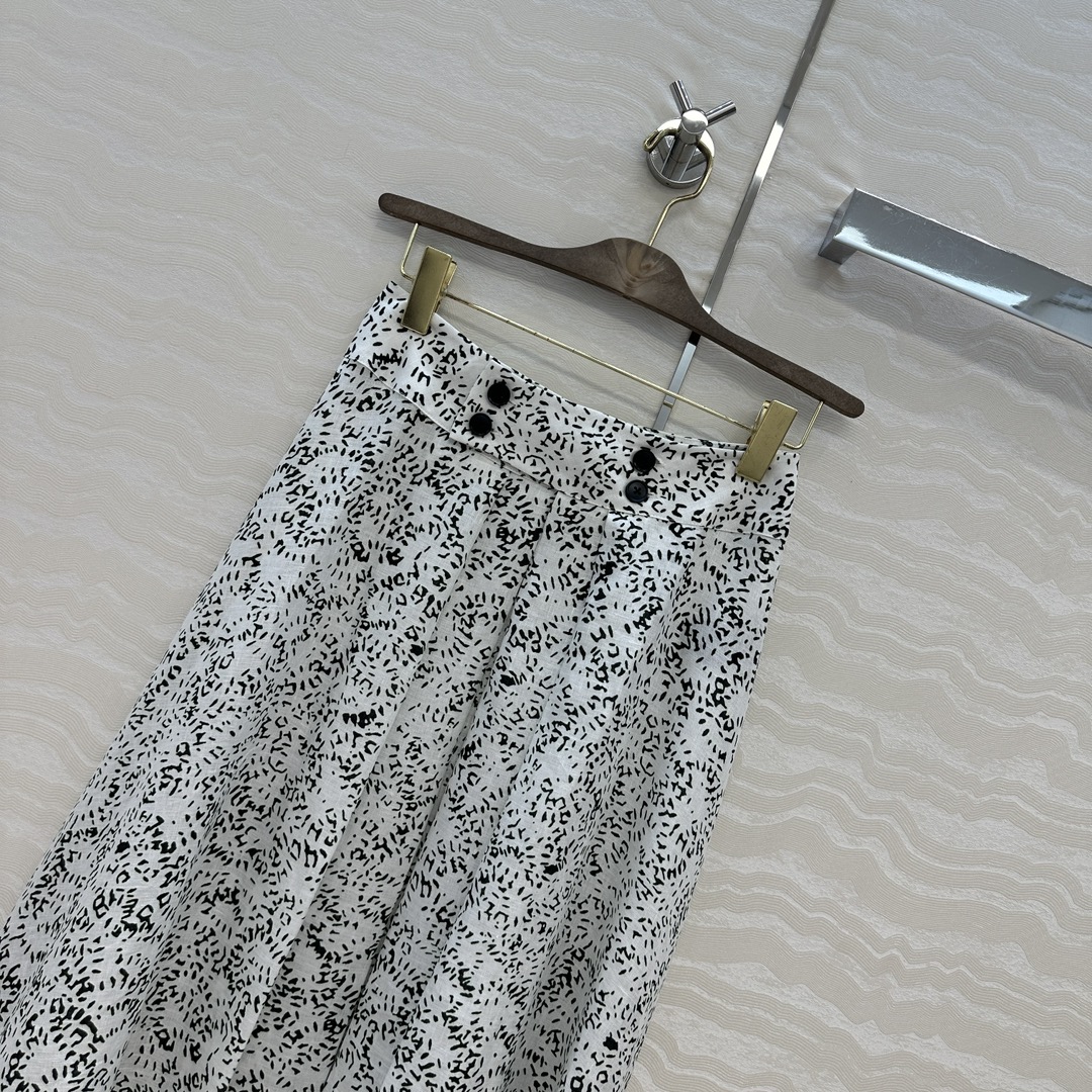 Elegant South-Face Linen Skirt by Andre Pio: High-End Design and Comfort - 图片 2