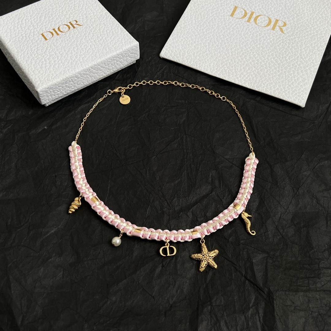 【】👑Dior 迪奥  手工绳子 项链 精选原版一致 黄铜材质 甜美气质高雅。