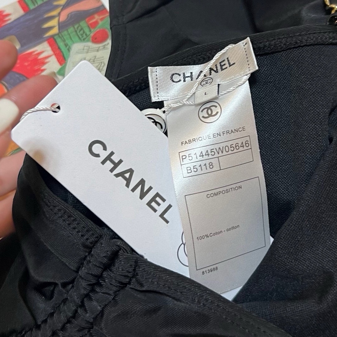  🆕
Chanel 香奈儿新款印花比基尼👙❤️😍🥰适合多种场景的游泳衣🏊‍♀️海边 游泳池 温泉 水上乐