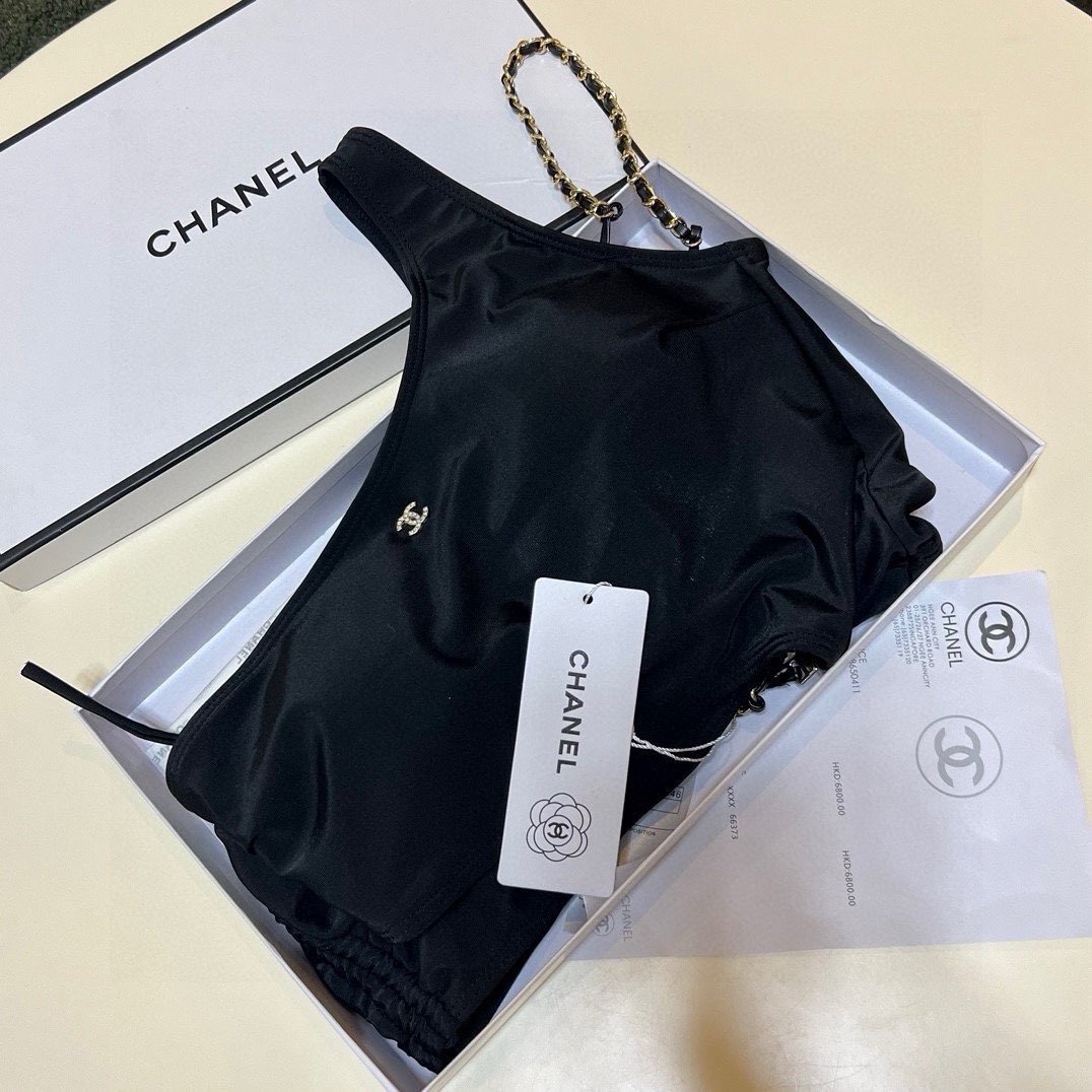  🆕
Chanel 香奈儿新款印花比基尼👙❤️😍🥰适合多种场景的游泳衣🏊‍♀️海边 游泳池 温泉 水上乐